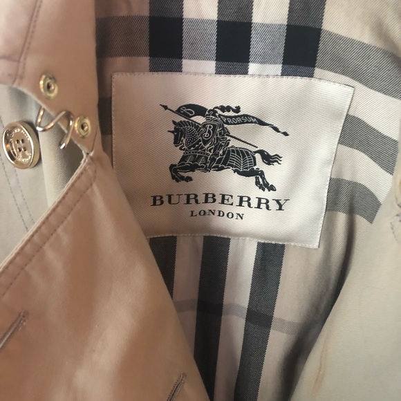 Burberry Trench Coat - Picture 6 of 8